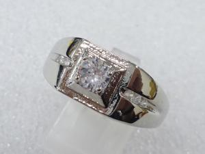 クリスタル　指輪(26号)